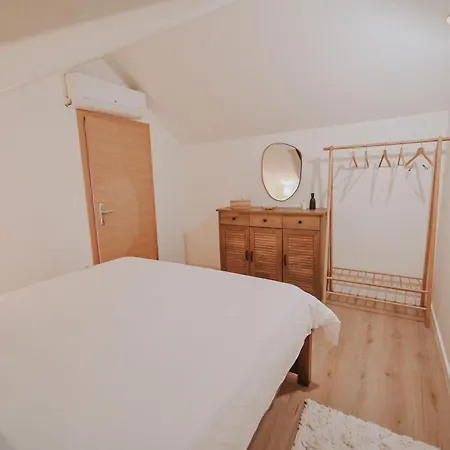 شقة Stone House Zrinski Entire 62 M2